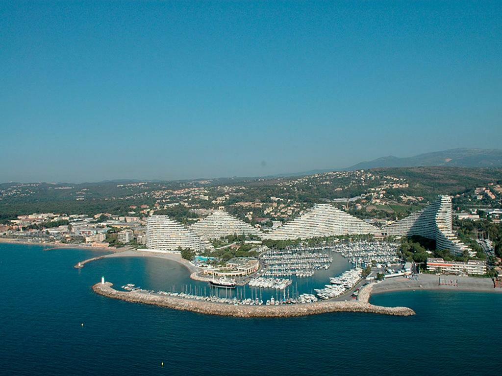 Apartmán Fame - Marina Baie Des Anges Villeneuve-Loubet Exteriér fotografie
